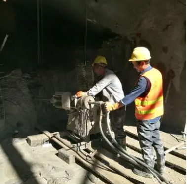 新城街道水下抗分散灌浆料特点 水下不分散注浆料介绍